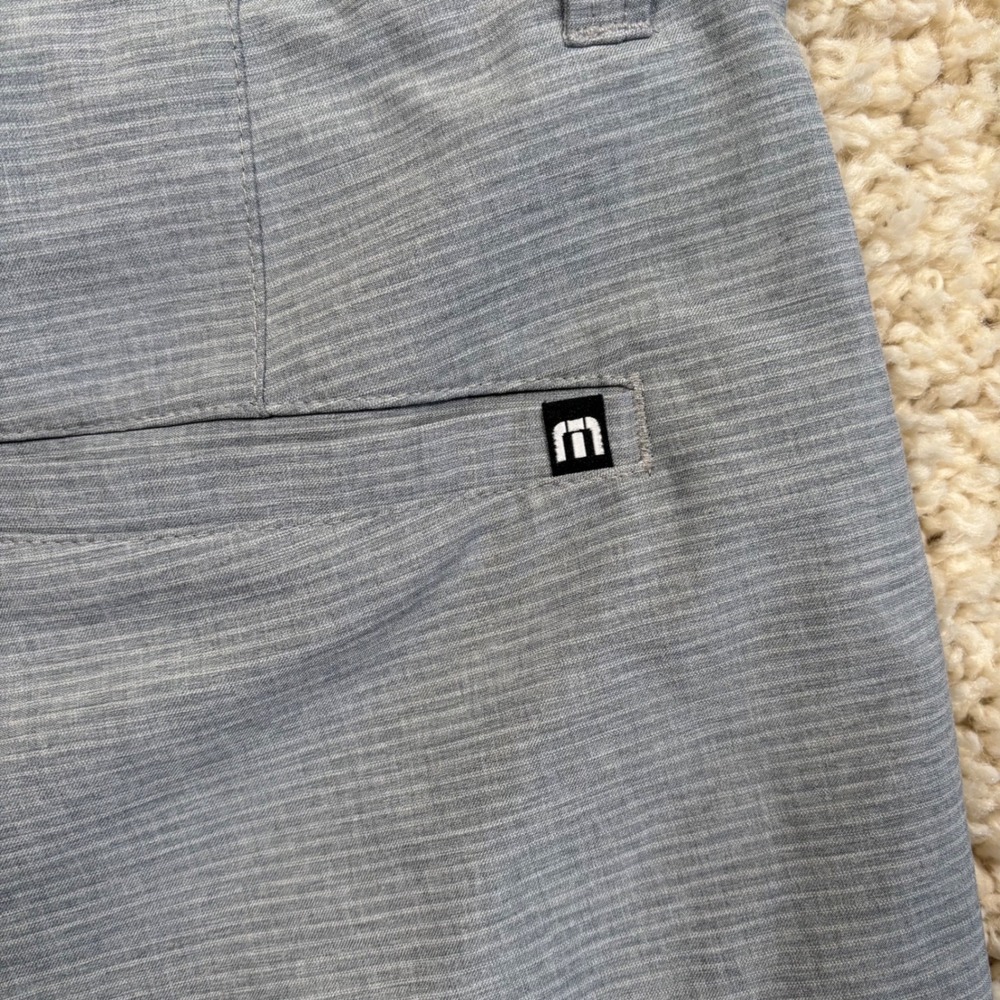 TravisMathew Mens Grey Heather Striped Golf Shorts Size 32 Performance Stretch - Picture 6 of 7